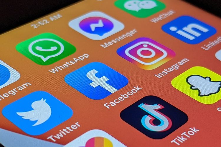 Kominfo Bakal Tutup FB, Google dan TikTok Bila Sebar Hoaks Pemilu