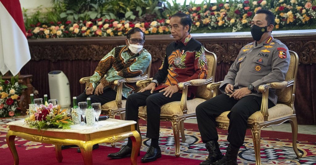 Instruksi Jokowi ke Kapolri: Tindak Tegas Polisi yang Rusak Kepercayaan Publik