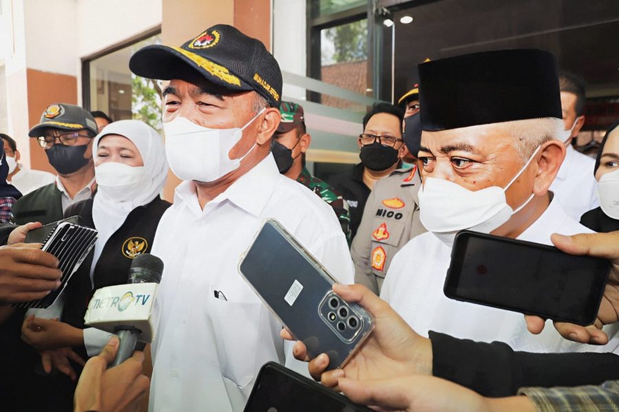 Muhadjir Minta Aremania Tahan Diri, Cegah Ledakan Sosial Imbas Tragedi Kanjuruhan