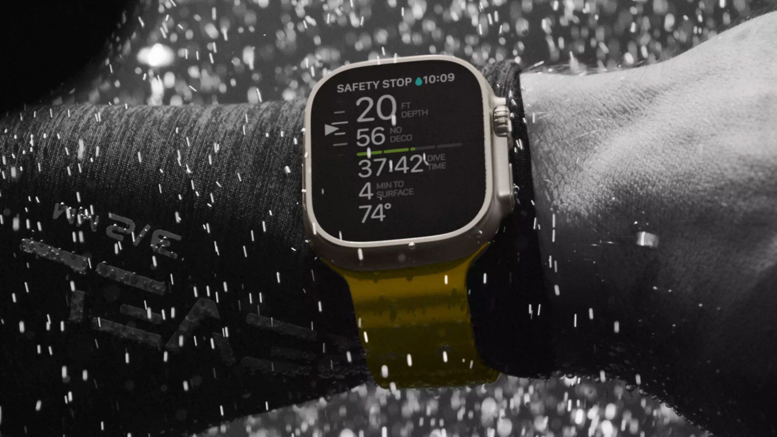 Apple Watch Ultra untuk Olahraga Ekstrem, Harga 16 Juta