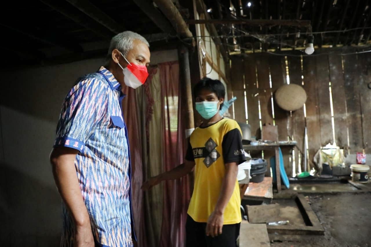 Ganjar Siap Bantu 15 Ribu Rumah Tak Layak Huni di 2023