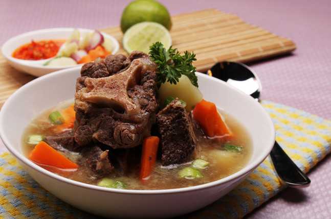 Resep Sop Buntut Sapi Goreng Khas Jawa Timur