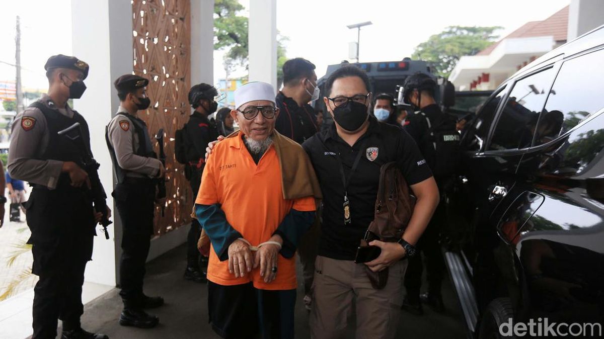 Pimpinan Khilafatul Muslimin Divonis 10 Tahun Penjara Kasus Menentang Pancasila