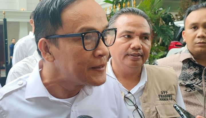 Disindir Hasto Soal Dukungan Berubah-ubah, JoMan: Karena PDIP Tak Capreskan Ganjar