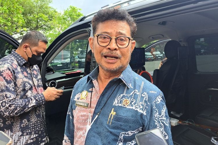 Mentan Lapor Jokowi RI Siap Panen Raya 5,9 Juta Ton Beras