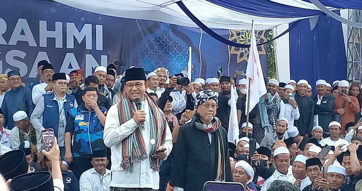 Datangi Ponpes di Madura, Anies Dapat Restu Ulama dan Habaib untuk Nyapres