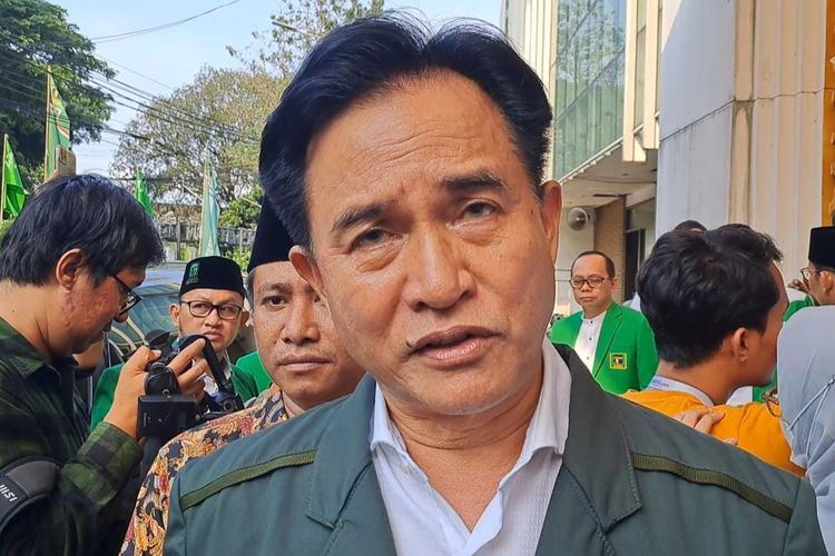 Yusril Ngaku Beberapa Kali Bahas Soal Perpanjangan Masa Jabatan Presiden Bareng Jokowi