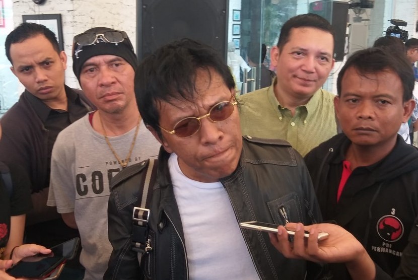 Adian Napitupulu: Duel Ganjar vs Prabowo Kurang Asik