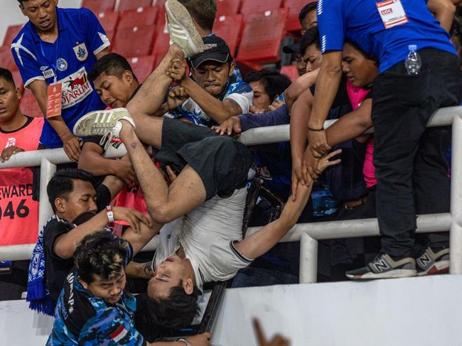 Kericuhan Suporter di Markas PSIS, Ini Kata Manajemen Persib