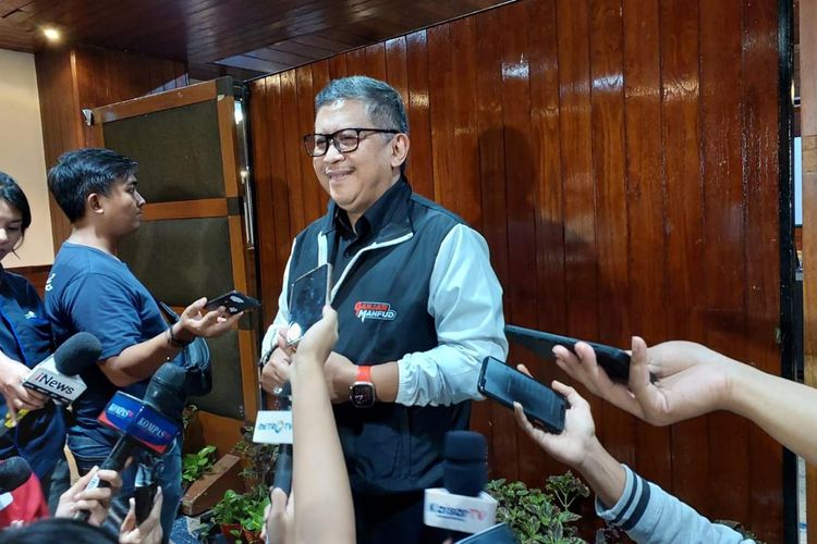 Lawan Indikasi Tekanan Kekuasaan Jelang 2024, PDIP Komunikasi dengan Kubu AMIN