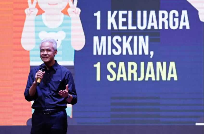 Target Indonesia Negara Maju 2045, Ganjar Gagas Program Satu Sarjana untuk Satu Keluarga Miskin