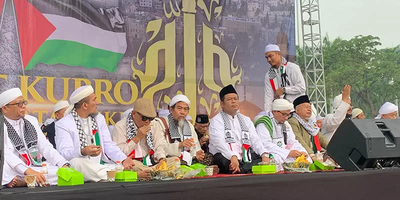 Tak Hadir Munajat Kubro 212, Surat Habib Rizieq Dibacakan Panitia