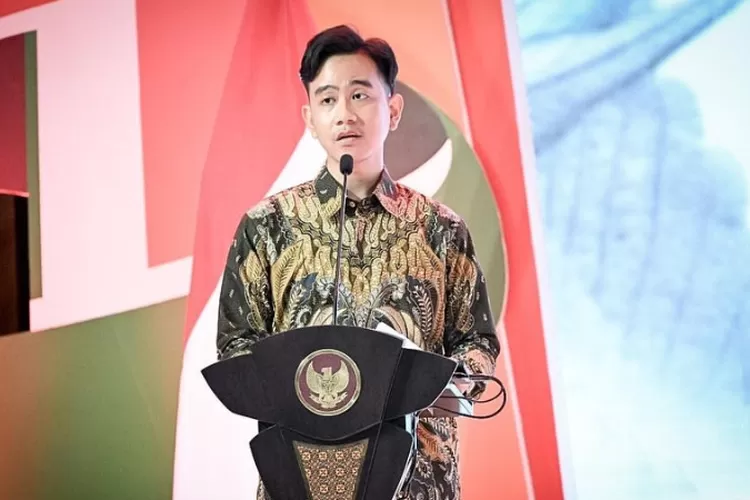Gibran Minta Mendikdasmen Tambah Kurikulum Coding dan AI serta Hapus Zonasi