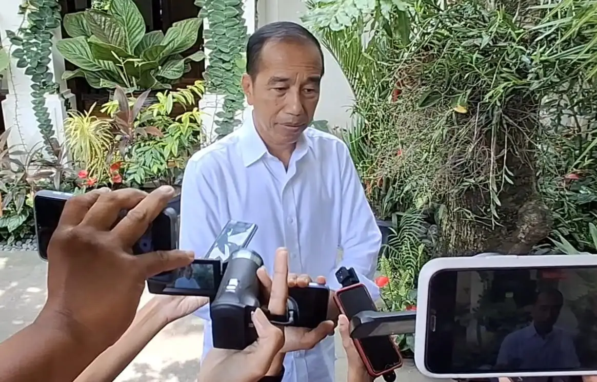Jokowi Klaim Feeling-nya Cocok dengan Hasil Survei Kepuasan Kinerja 100 Hari Prabowo-Gibran