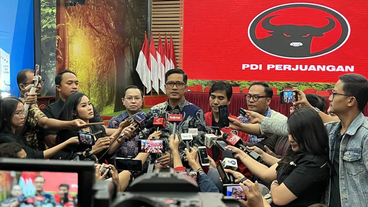 Panen Kritikan Usai Putuskan Jadi Pengacara Hasto, Febri Jawab Begini