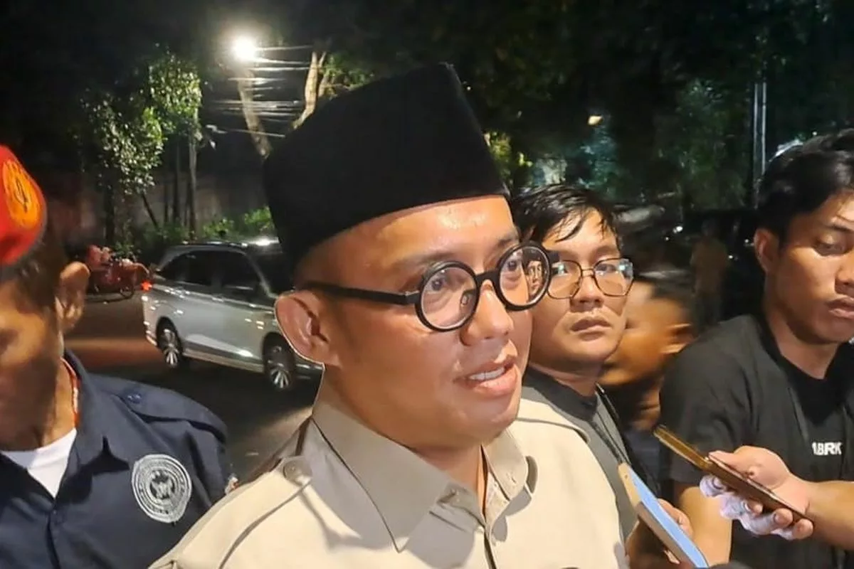 Heboh Isu Matahari Kembar, Petinggi Gerindra: Menteri Mau Silaturahmi Tak Perlu Izin Prabowo