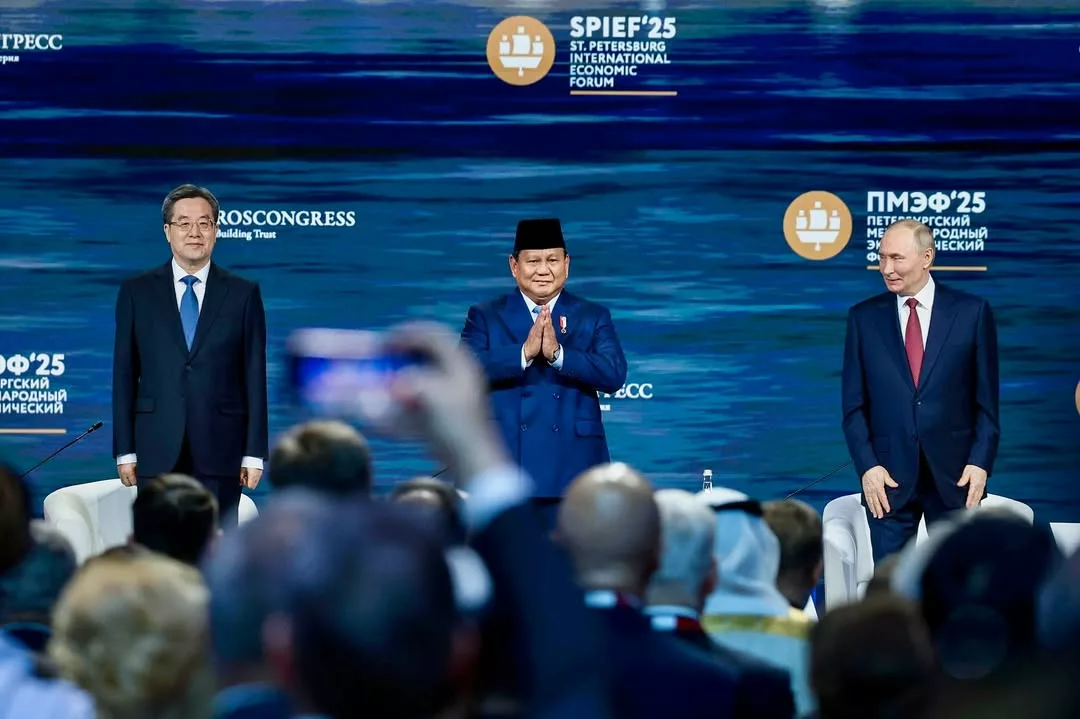 Hadiri Undangan Putin, Prabowo Tegaskan Pilih Jalur Nonblok dan Ingin Jadi Teman Semua Negara