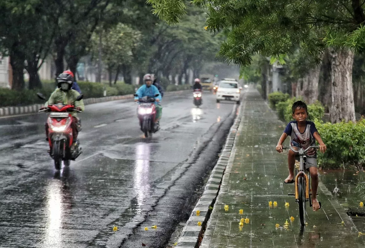 Tips Jaga Daya Tahan Tubuh Saat Kemarau Basah