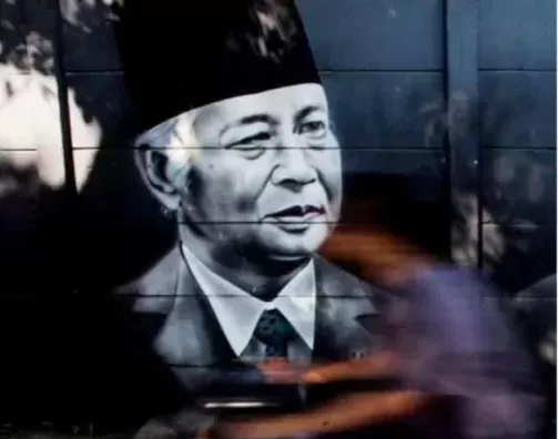 GEMAS Tolak Gelar ‘Pahlawan Nasional’ untuk Soeharto dengan Kirim Buku ‘Kita Merawat Ingatan’ ke Kemensos