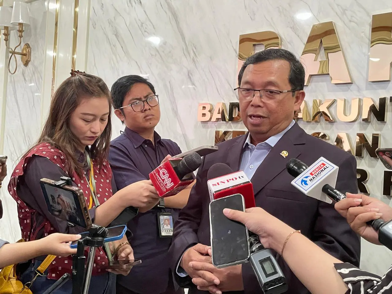 Demokrat Tanggapi NasDem Soal Usulan Gibran Ngantor di IKNDemokrat Tanggapi NasDem Soal Usulan Gibran Ngantor di IKN