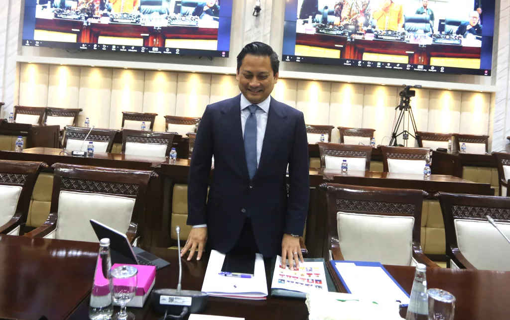Keponakan Prabowo Lepas Atribut Gerindra demi Kursi Deputi Gubernur BI