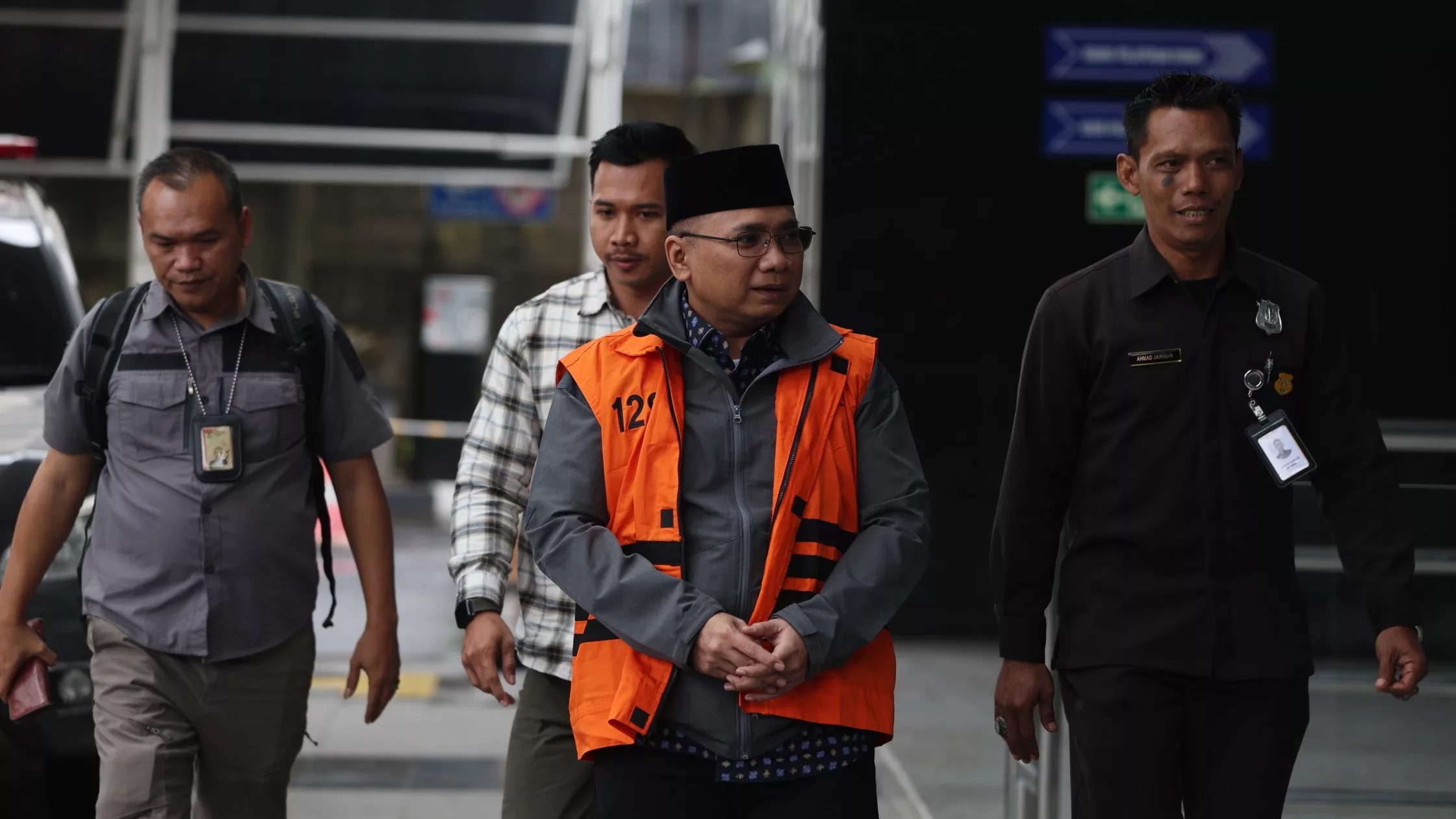 Bukan karena Sakit, Ini Alasan KPK Ubah Status Yaqut Jadi Tahanan Rumah
