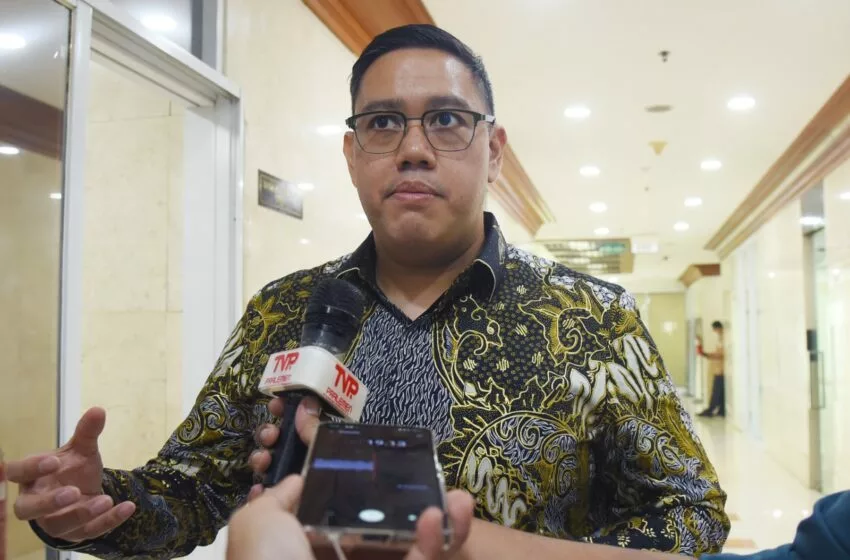 Satu TNI Tewas Diserang Israel, DPR Desak Pemerintah Tarik Pasukan Perdamaian di Lebanon