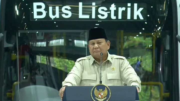Kapan lagi Kita berbincang dan berterus terang